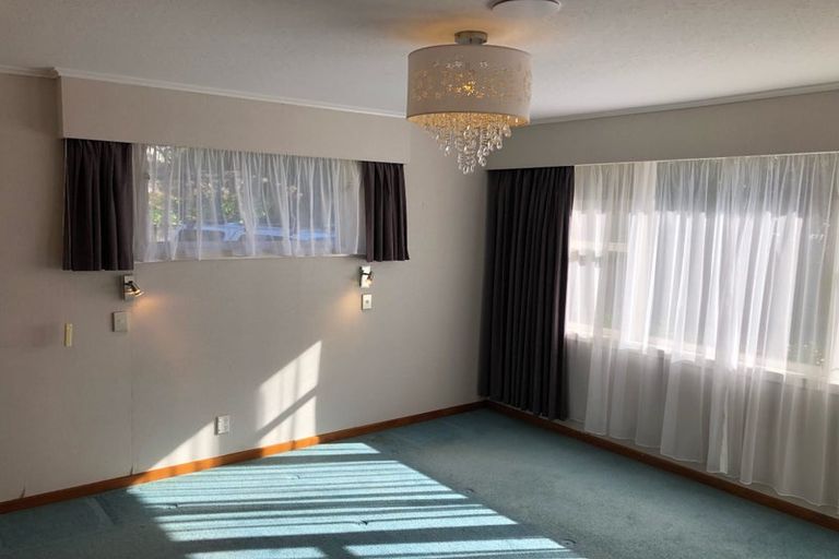 Photo of property in 28e Wallath Road, Westown, New Plymouth, 4310