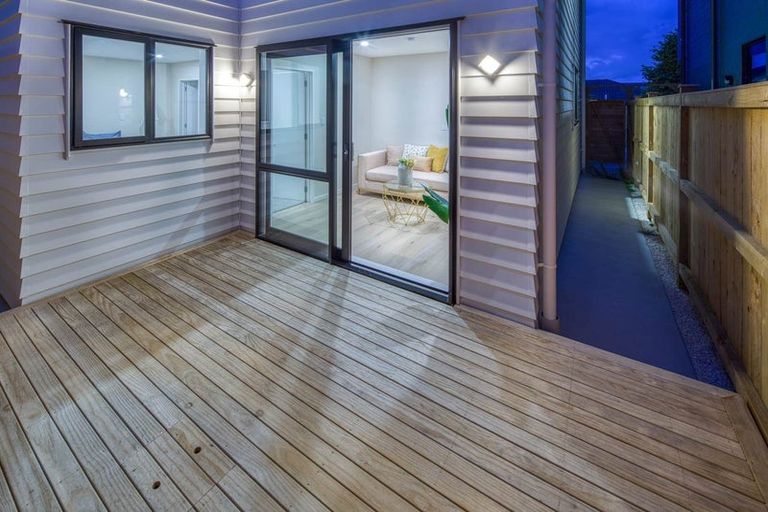 Photo of property in 283b Bucklands Beach Road, Bucklands Beach, Auckland, 2012