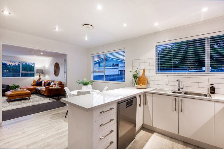 Photo of property in 137 Spinnaker Drive, Whitby, Porirua, 5024