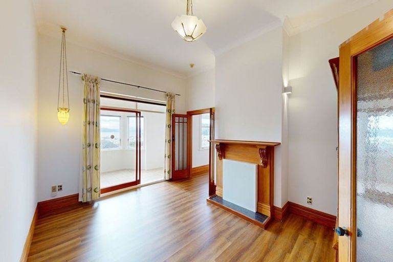 Photo of property in 53 Bidwill Street, Mount Cook, Wellington, 6021