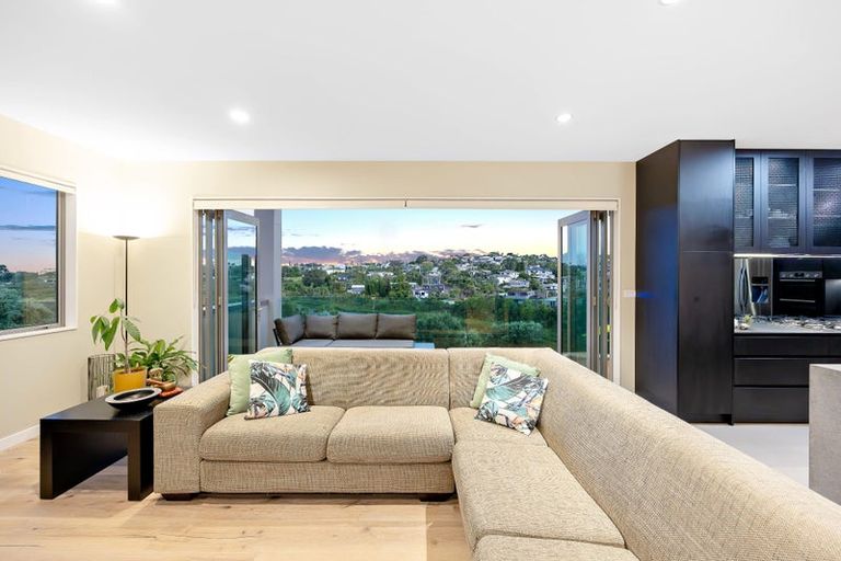 Photo of property in 26 Remuremu Street, Long Bay, Auckland, 0630