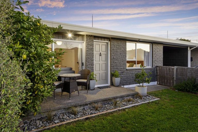 Photo of property in 2/34 Picton Avenue, Riccarton, Christchurch, 8011