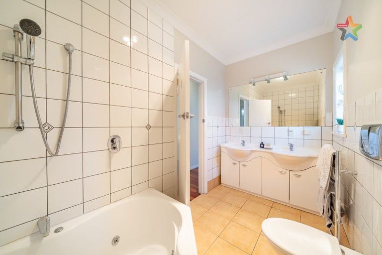 Photo of property in 30 Hathaway Avenue, Boulcott, Lower Hutt, 5010