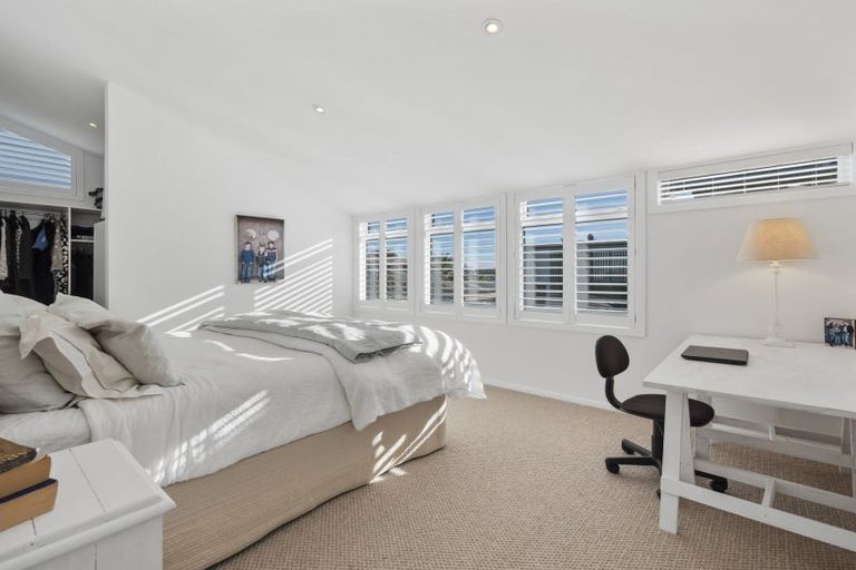 Photo of property in 112 Karewa Parade, Papamoa Beach, Papamoa, 3118