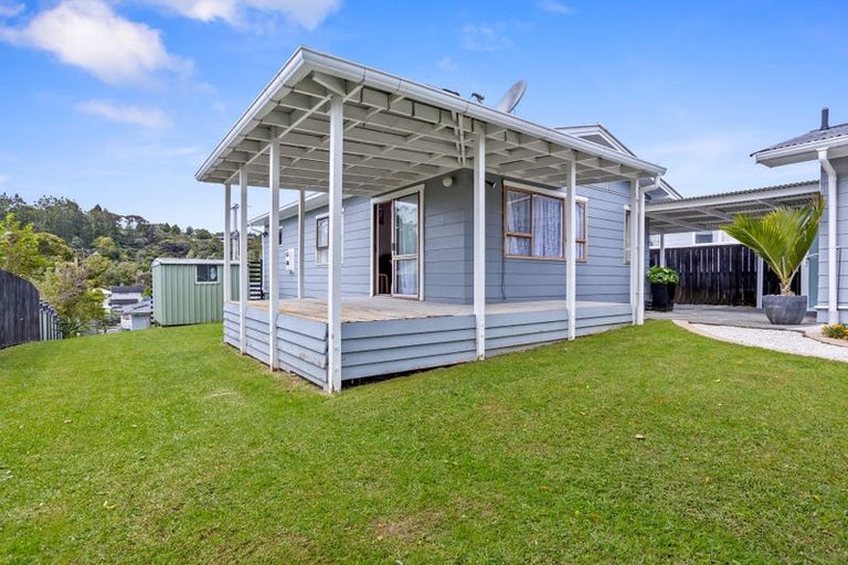 Photo of property in 3 Huruhuru Road, Massey, Auckland, 0614