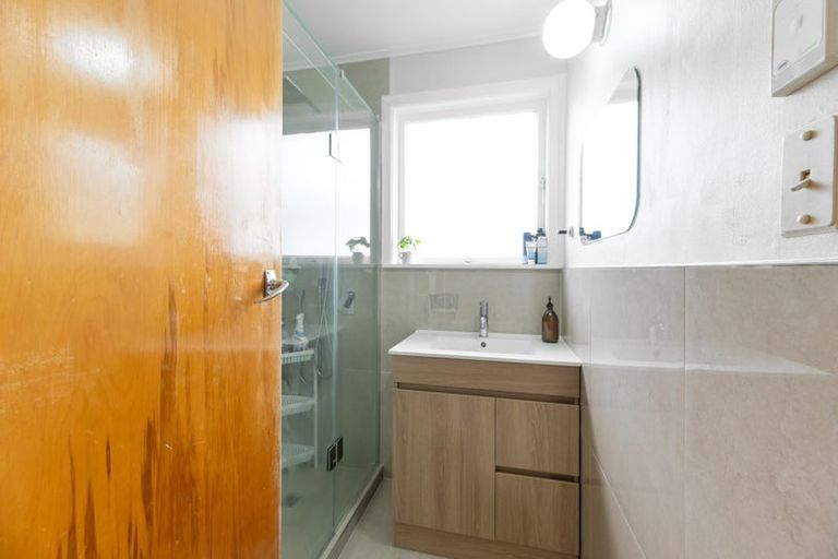 Photo of property in 216a Sturges Road, Henderson, Auckland, 0612