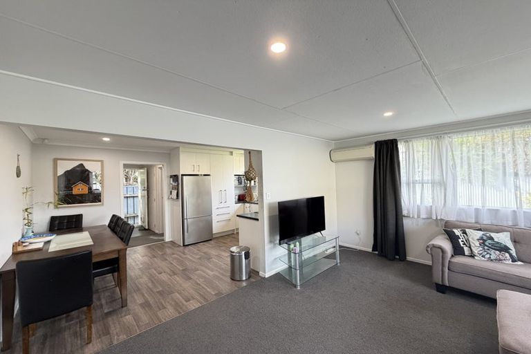 Photo of property in 34b Somerset Crescent, Highbury, Palmerston North, 4412