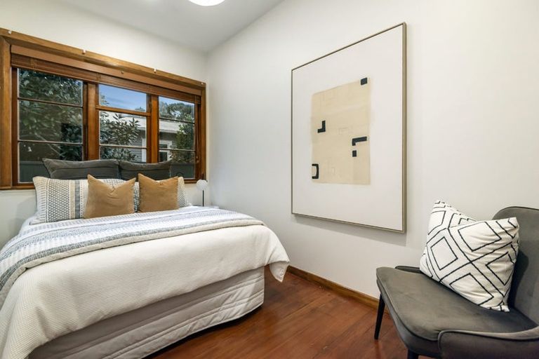 Photo of property in 7 Nelson Avenue, Northcote Point, Auckland, 0627