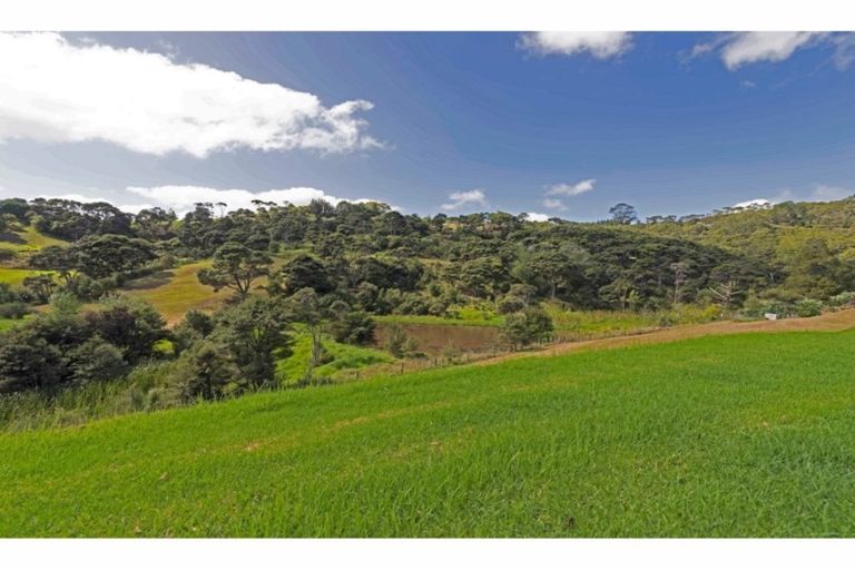 Photo of property in 63b Manuka Grove, Helensville, 0875