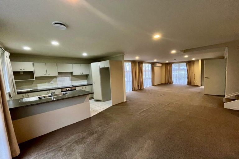 Photo of property in 13 Zabeel Crescent, Takanini, 2112