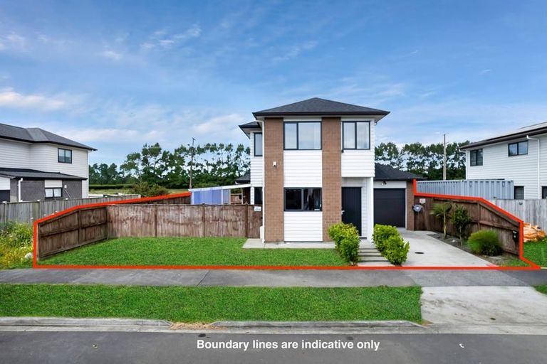Photo of property in 35 Sapwood Crescent, Takanini, 2110