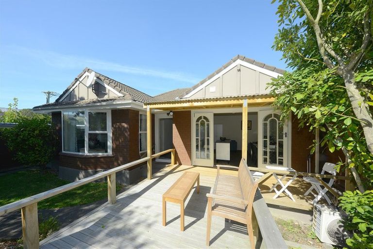 Photo of property in 164 Blighs Road, Strowan, Christchurch, 8052