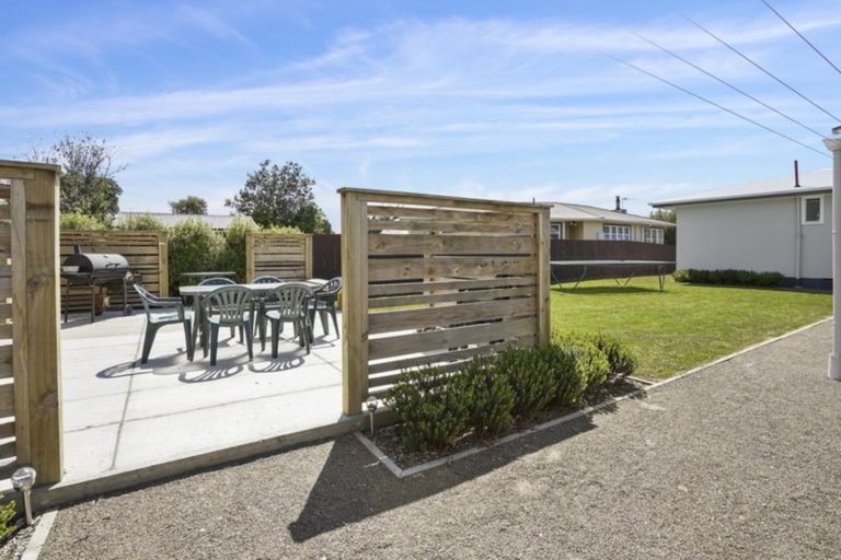 Photo of property in 6 Tararua Terrace, Cloverlea, Palmerston North, 4412