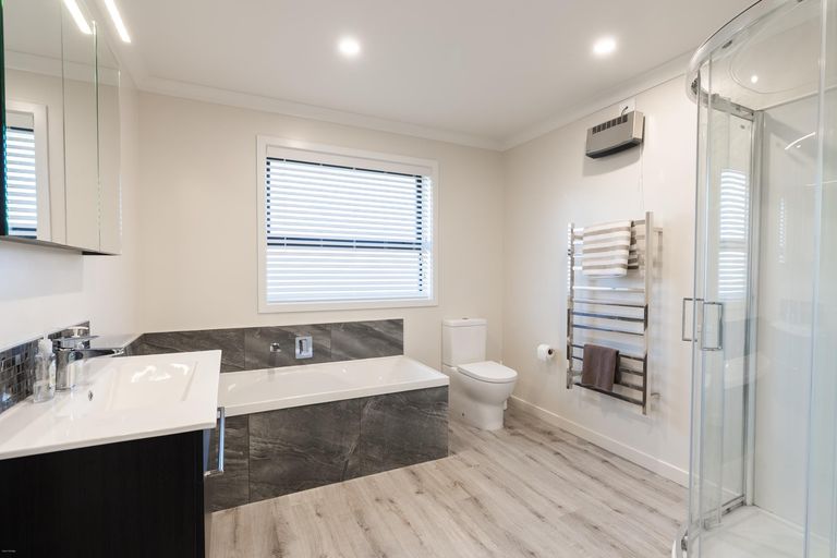 Photo of property in 8 Birch Hill Drive, Twizel, 7901