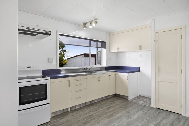 Photo of property in 124 Kahouri Road, Midhirst, Stratford, 4394
