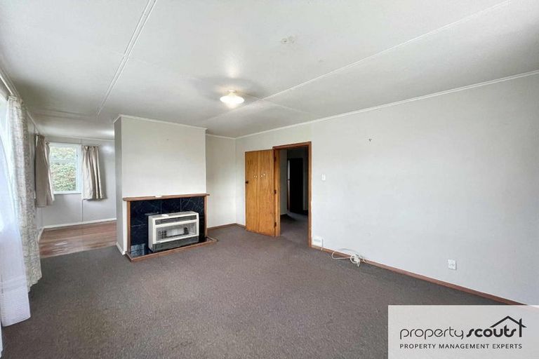 Photo of property in 26 Banks Street, Marfell, New Plymouth, 4310