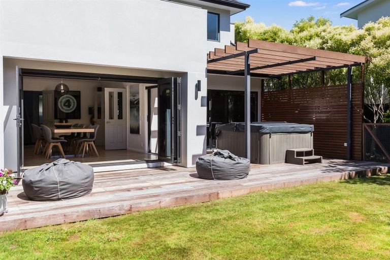 Photo of property in 34 Navigation Drive, Whitby, Porirua, 5024