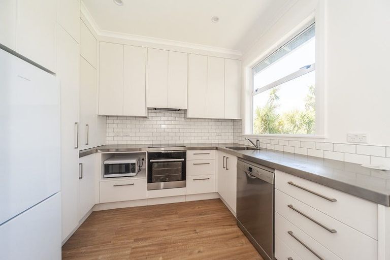 Photo of property in 8 Torridon Road, Miramar, Wellington, 6022