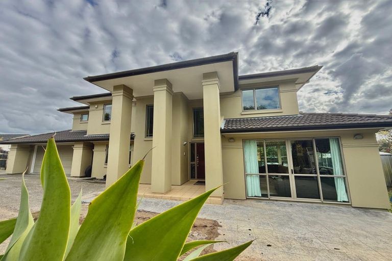 Photo of property in 15 Meteor Place, Schnapper Rock, Auckland, 0632