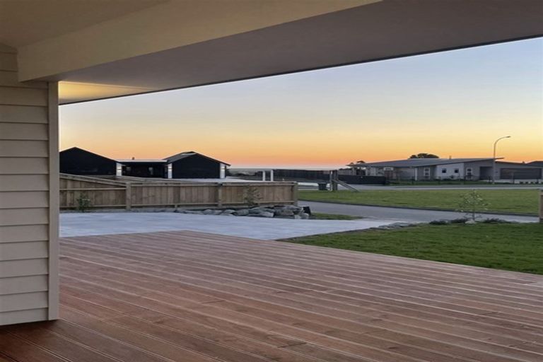 Photo of property in 2 Mount Cook View Drive, Hokitika, 7882