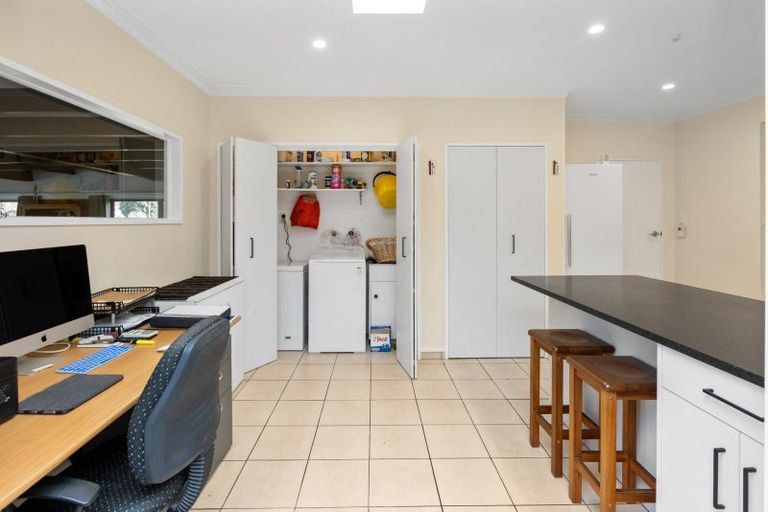 Photo of property in 128 Freyberg Avenue, Tamatea, Napier, 4112