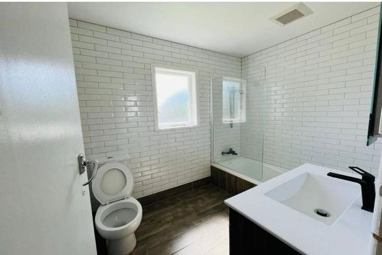 Photo of property in 20 Rice Crescent, Papakura, 2110