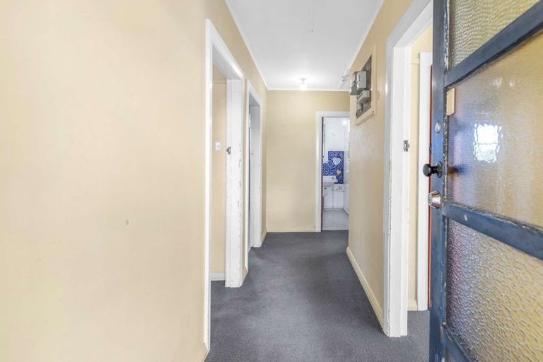 Photo of property in 616 Featherston Street, Roslyn, Palmerston North, 4414