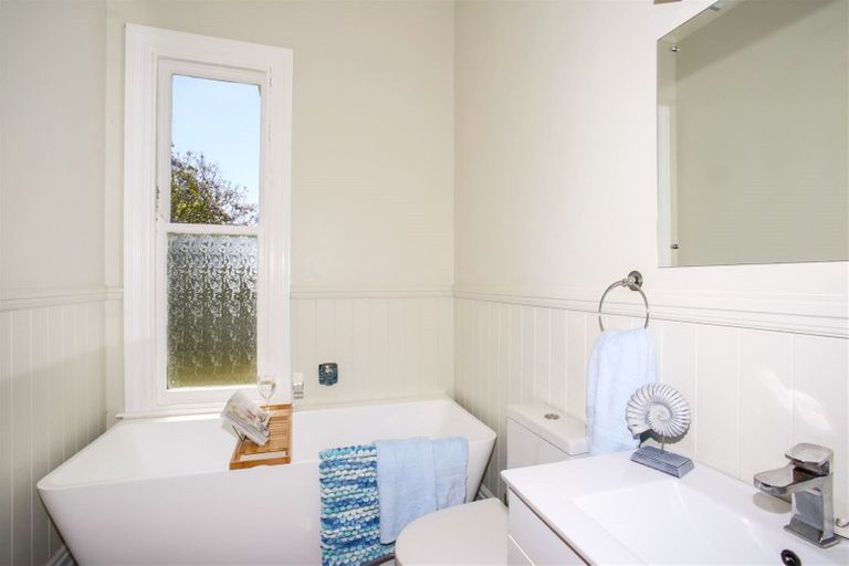 Photo of property in 1 Rifle Range Road, Pukekohe, 2676