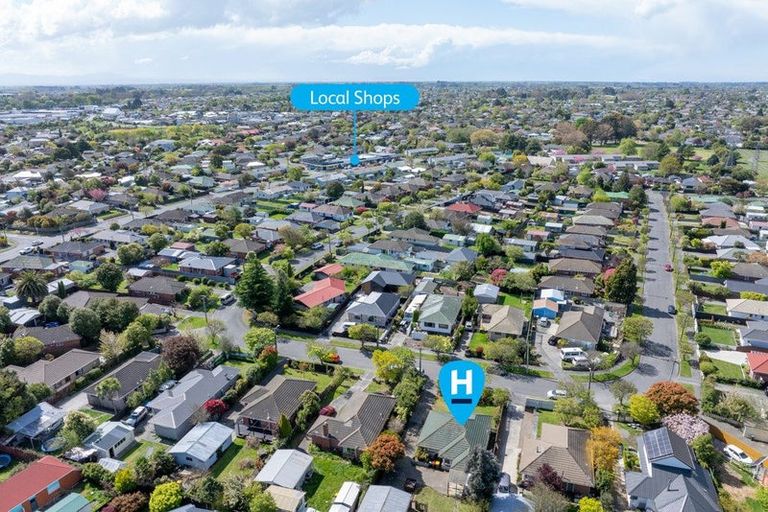 Photo of property in 37 Appleby Crescent, Burnside, Christchurch, 8053
