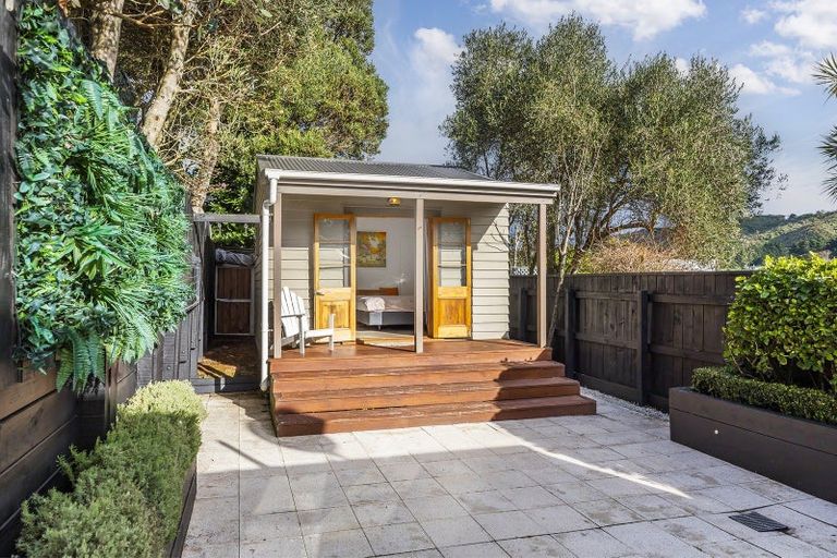 Photo of property in 63 Herald Street, Berhampore, Wellington, 6023