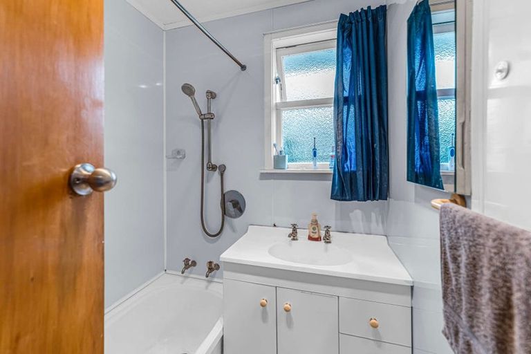 Photo of property in 38 Bouverie Street, Waimataitai, Timaru, 7910