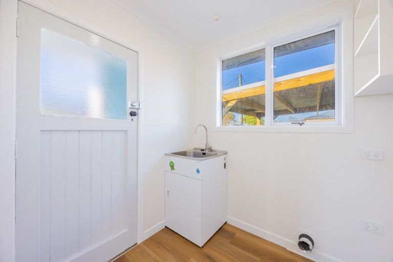 Photo of property in 42 Bibby Street, Waipawa, 4210