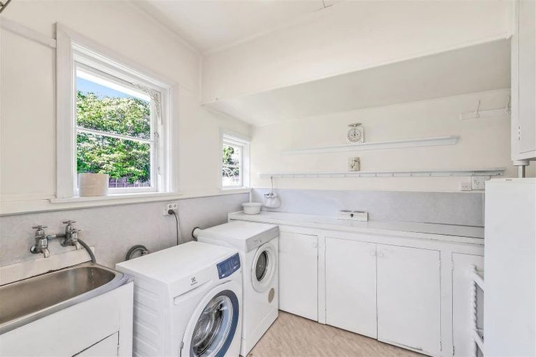 Photo of property in 66 Clyde Road, Ilam, Christchurch, 8041