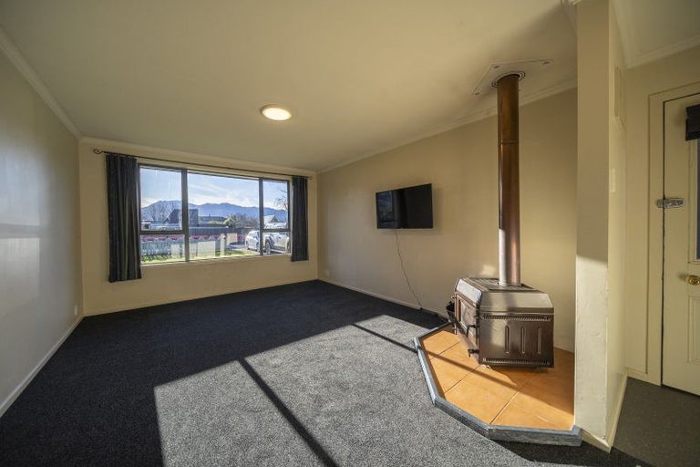 Photo of property in 12 Sutherland Street, Te Anau, 9600