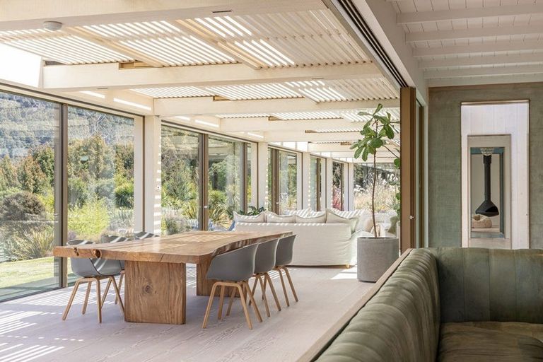 Photo of property in 4 Fishermans Lane, Mount Creighton, Queenstown, 9371