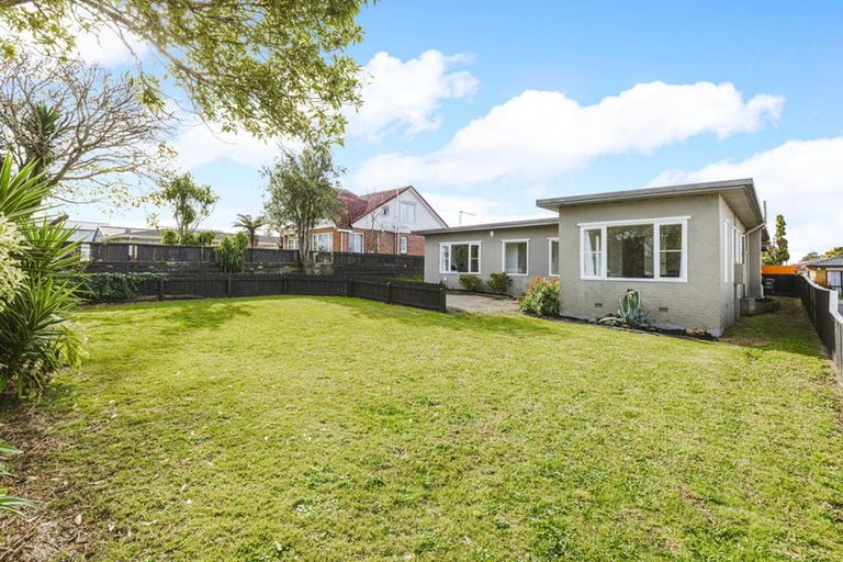 Photo of property in 1/40 Churchill Avenue, Manurewa, Auckland, 2102