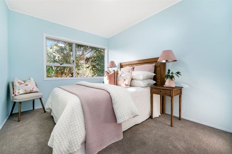 Photo of property in 15 Joyce Street, Pahurehure, Papakura, 2113