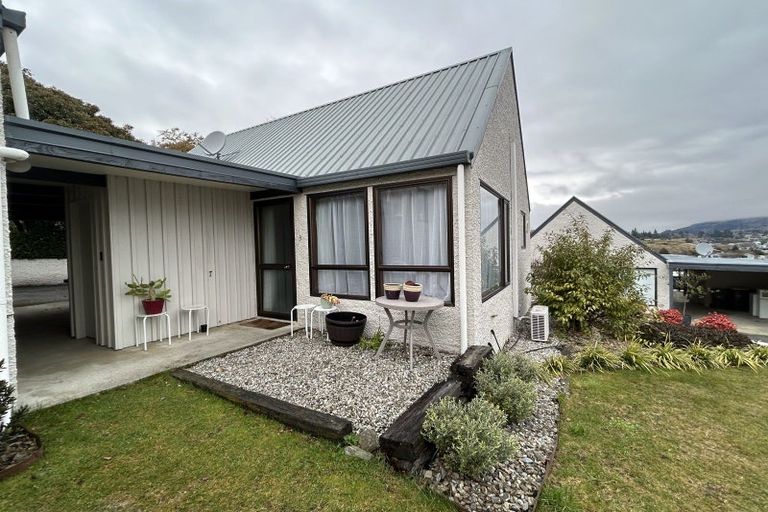Photo of property in 3/33 Hedditch Street, Wanaka, 9305