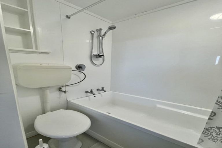 Photo of property in 54 Hornsey Road, Melrose, Wellington, 6023