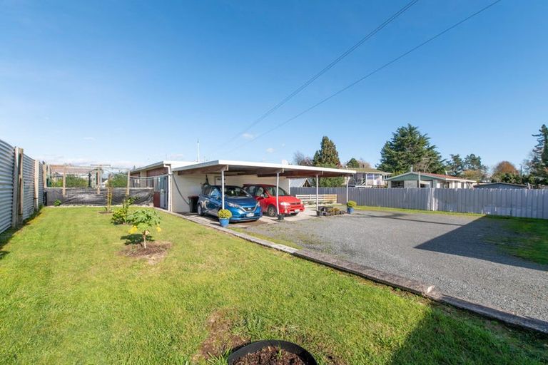 Photo of property in 37 Edward Street, Tokoroa, 3420
