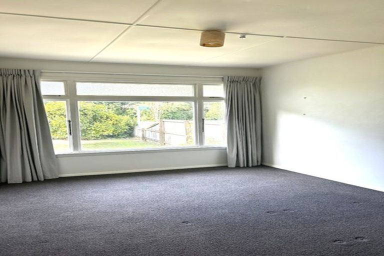 Photo of property in 30 Kuratawhiti Street, Greytown, 5712