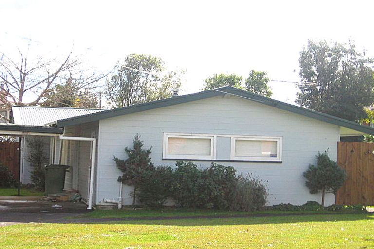 Photo of property in 32 Ingram Street, Papakura, 2110