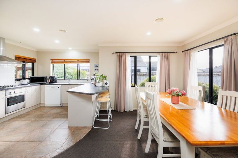 Photo of property in 75 Meridian Grove, Kelvin Grove, Palmerston North, 4414