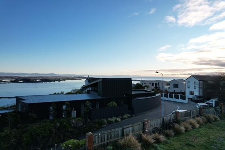 Photo of property in 61 Glenstrae Road, Redcliffs, Christchurch, 8081