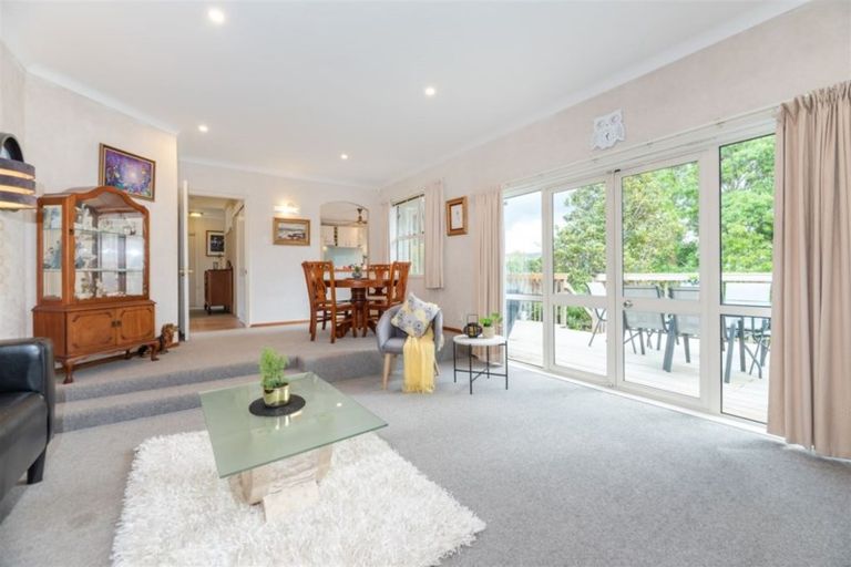 Photo of property in 23 Sherwood Avenue, Te Atatu South, Auckland, 0610