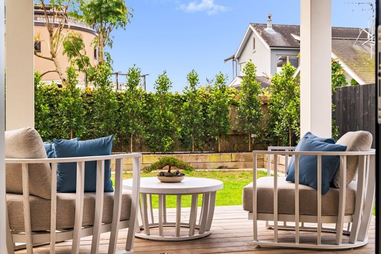 Photo of property in 10 Seaway Terrace, Otumoetai, Tauranga, 3110