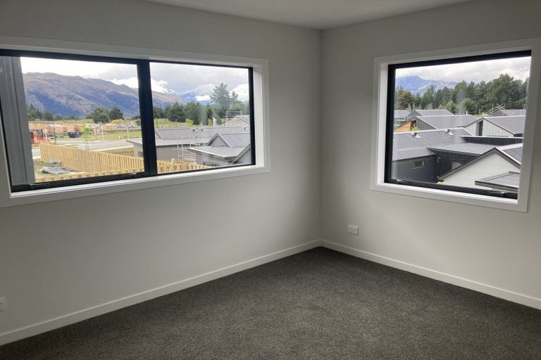 Photo of property in Northlake, 34 Glenavon Green, Wanaka, 9305