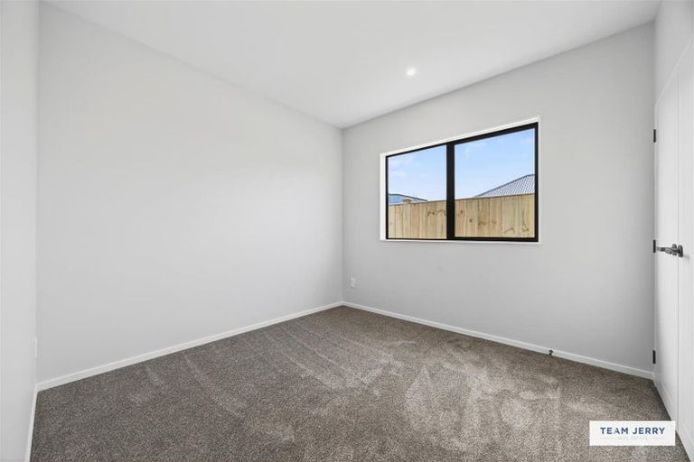 Photo of property in 13 Huringa Road, Karaka, Papakura, 2113