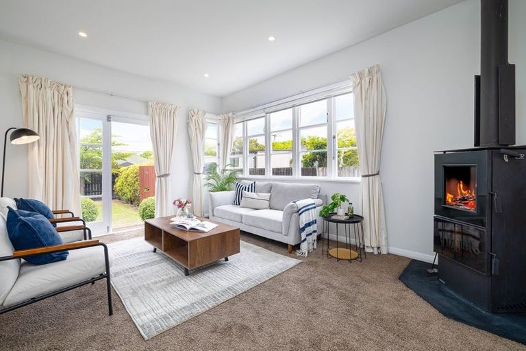 Photo of property in 58 Wilsons Road, Saint Martins, Christchurch, 8022