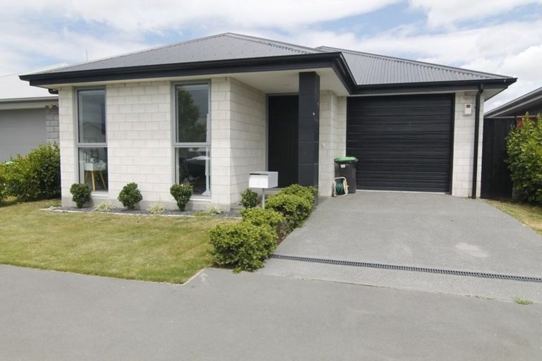 Photo of property in 8 George Square West, Wigram, Christchurch, 8025